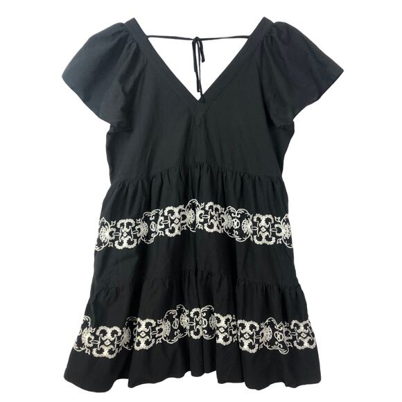 Old Navy Embroidered Flutter-Sleeve Dress XL Black and White Tiered EUC - Picture 2 of 16